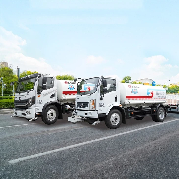 4x2 Vacuum Fecal and Sewage Suction Truck suppliers